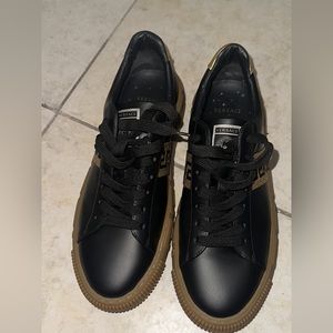 Designer sneakers, Versace black and gold, size 9 this shoes was wear 2 times